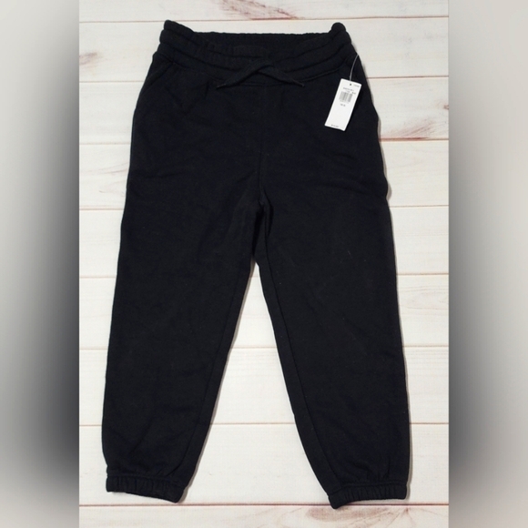 NWT Old Navy Gender-Neutral Sweatpants for Kids - Size XS (5) - Picture 1 of 6